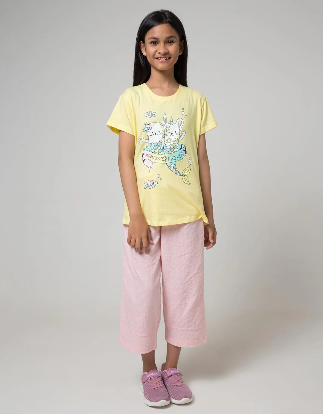 Aero Kids Capri Pants Kotak New