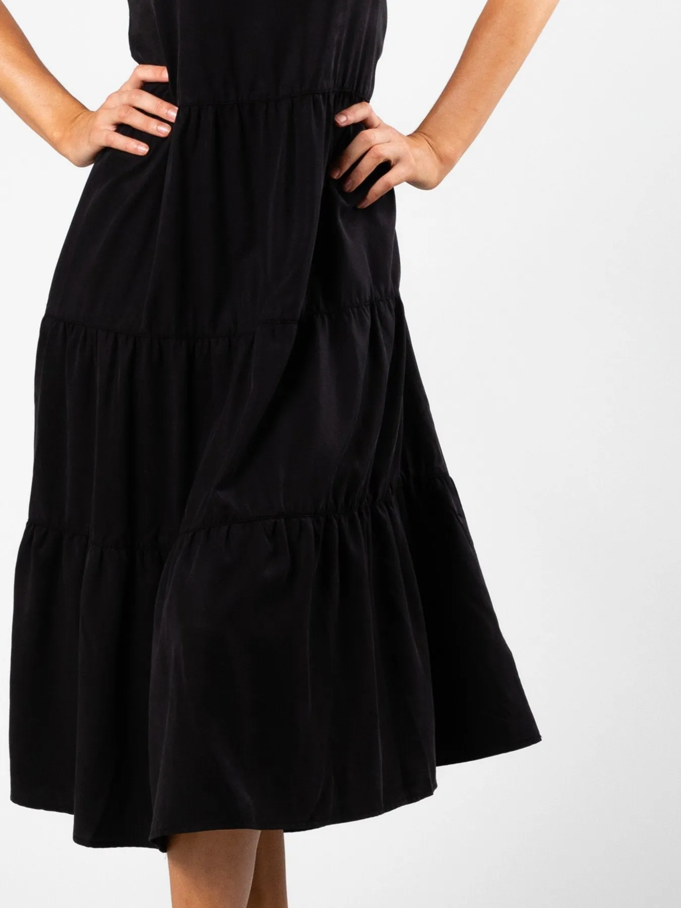 Bounds Panels Midi Dress - Black