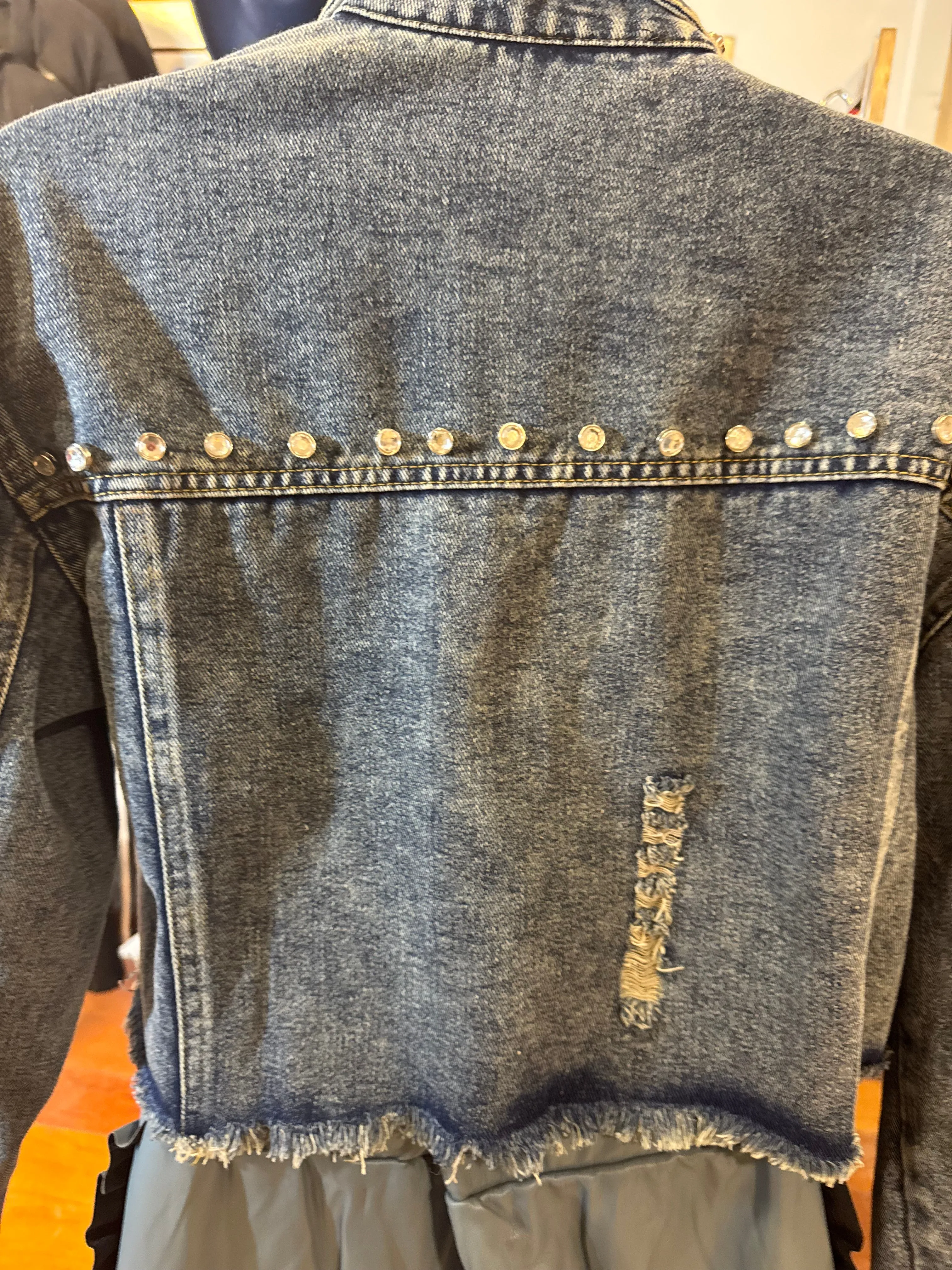 Flower jean jacket with rhinestones