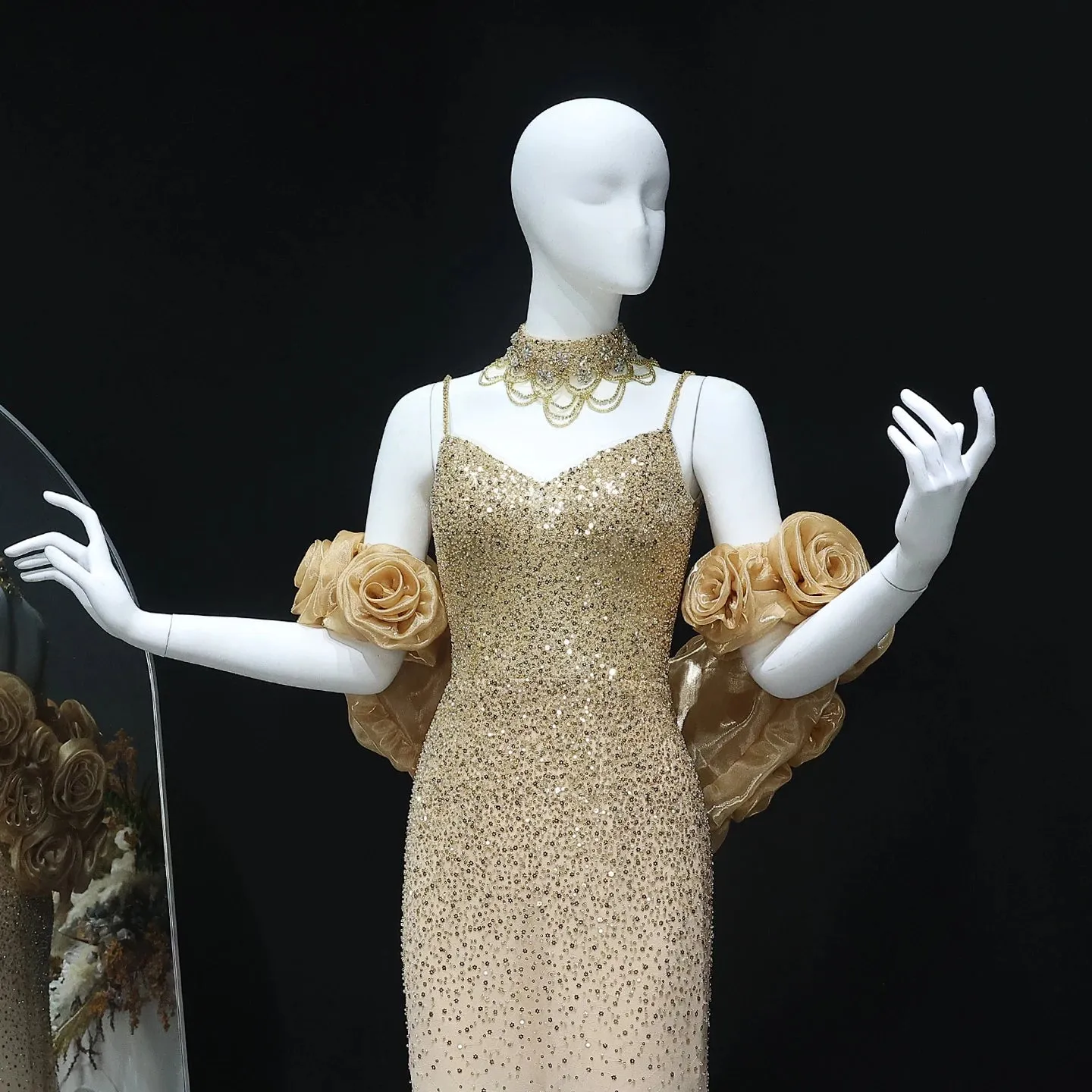 HELEN Luxury 3D Flowers Gold Evening Dress with Cape Chocker