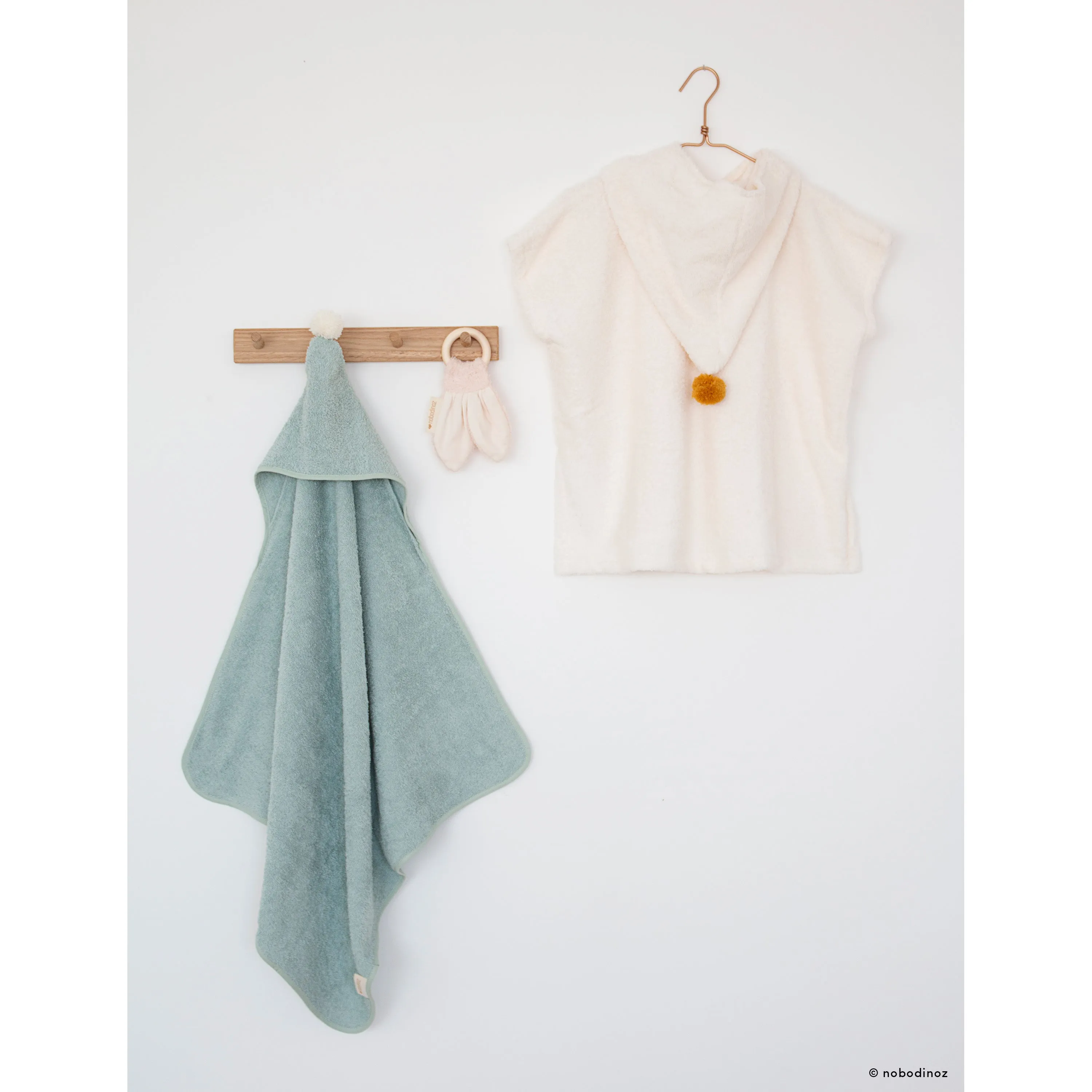 nobodinoz Cute Baby Bath Cape Green
