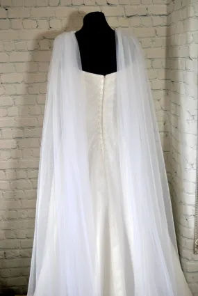 Simple Wedding Wings | White, Ivory, Black, Red