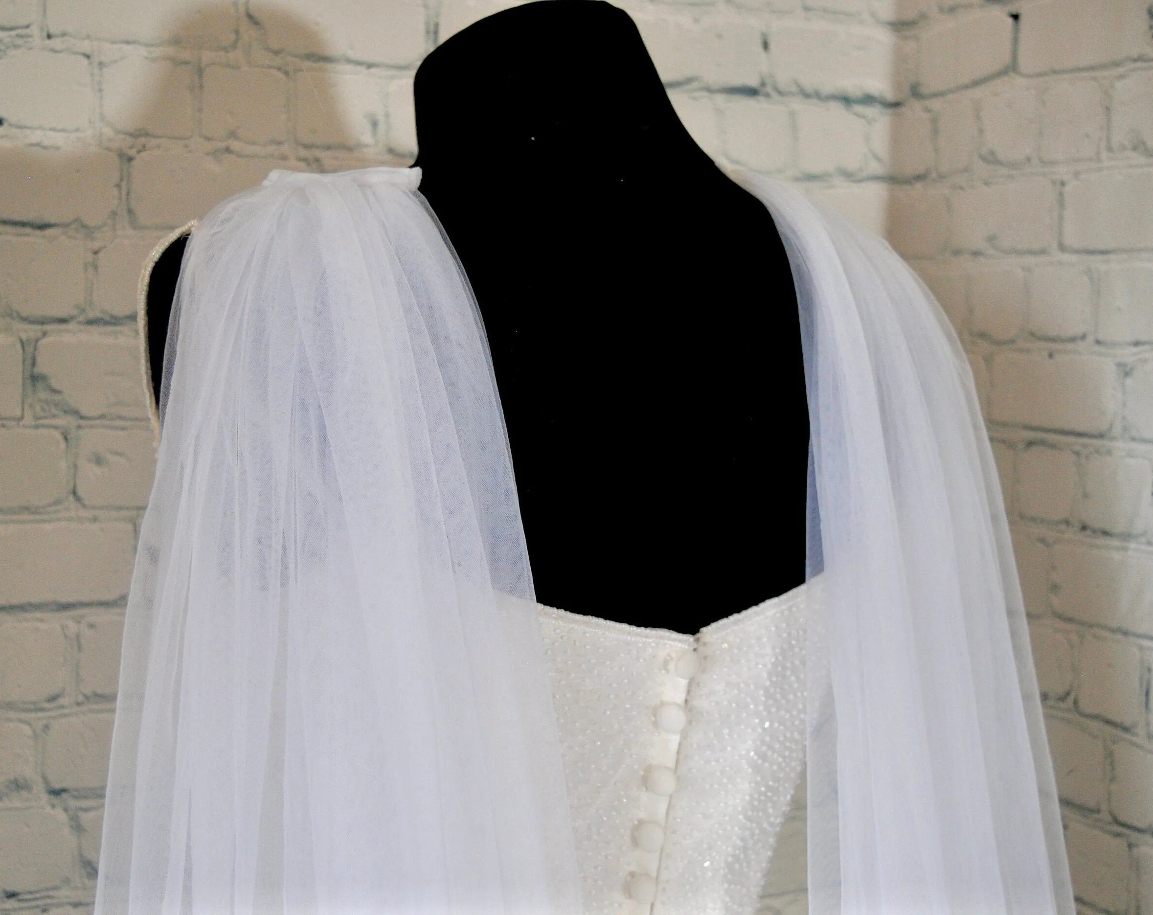 Simple Wedding Wings | White, Ivory, Black, Red