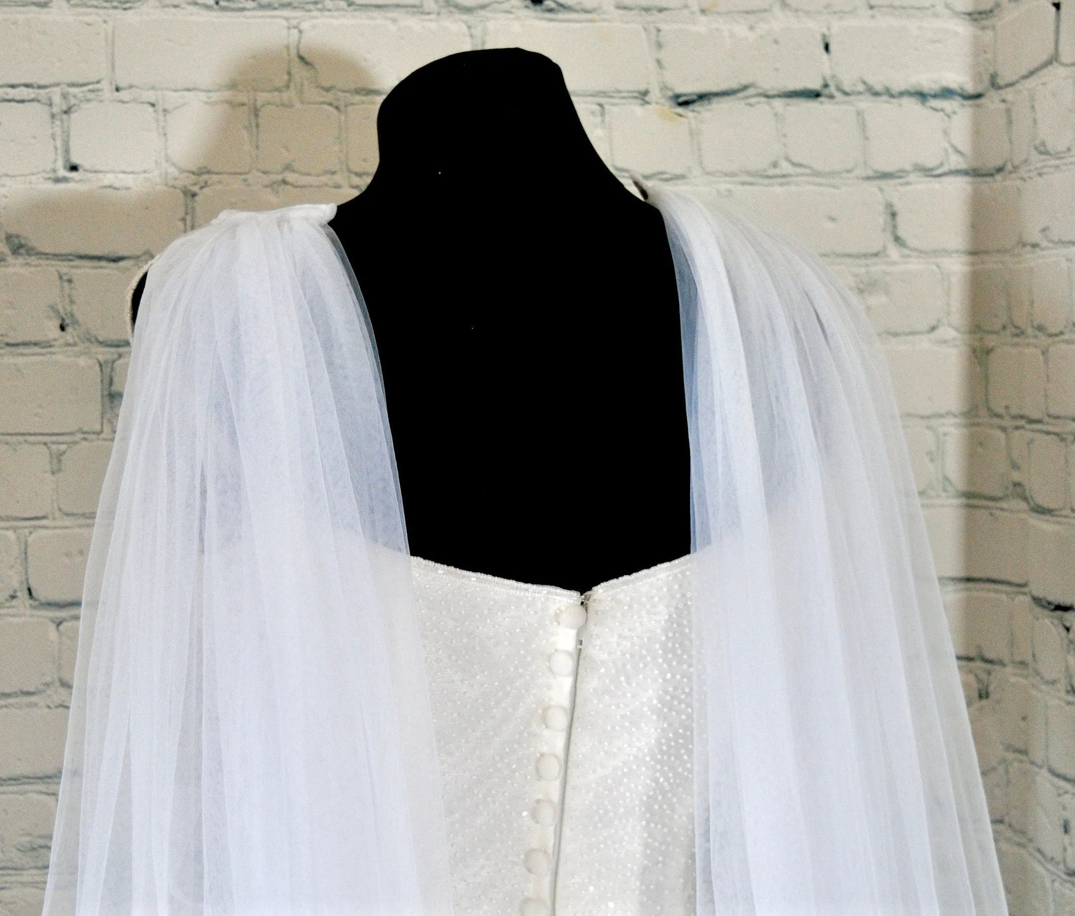 Simple Wedding Wings | White, Ivory, Black, Red