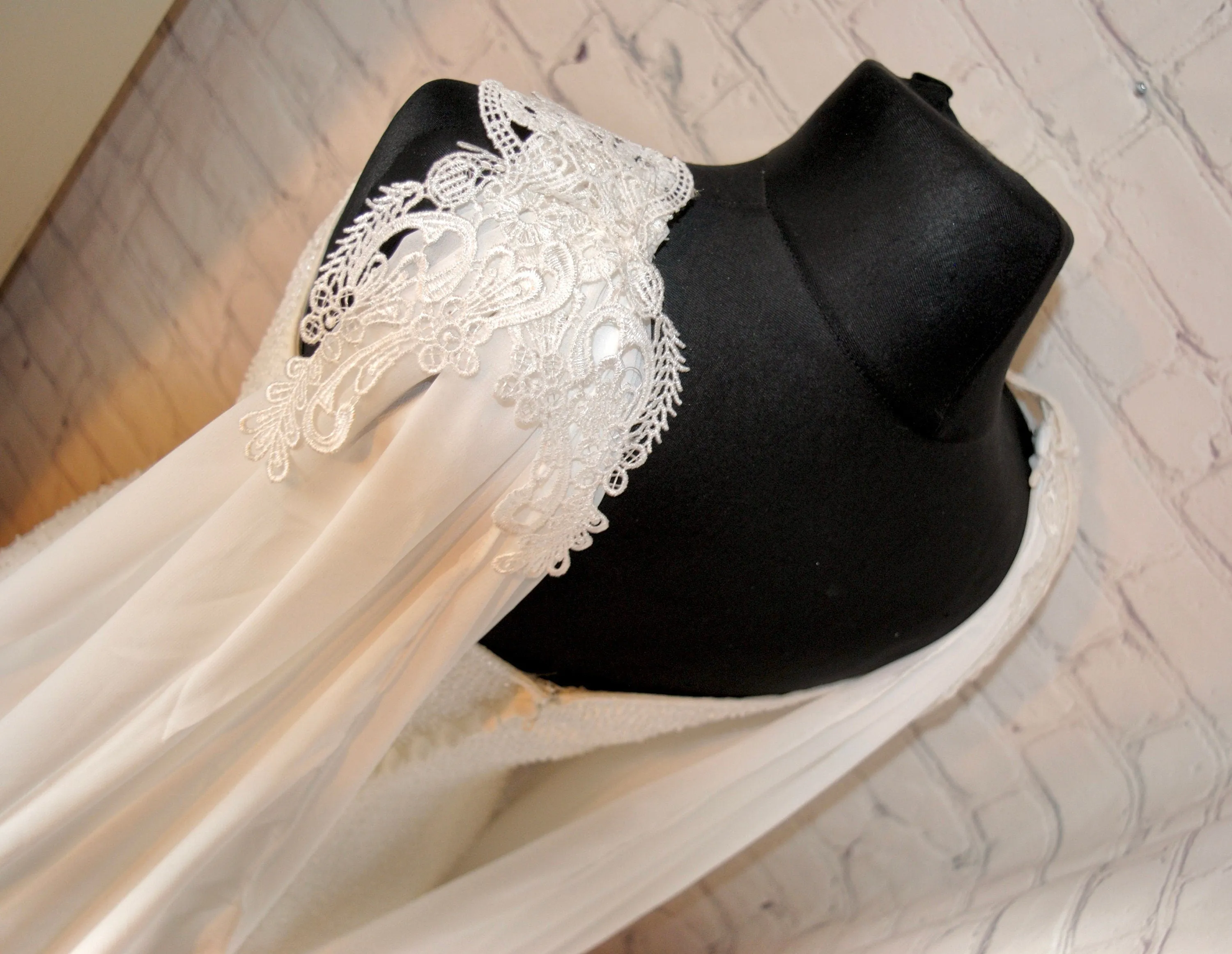 Wedding Cape - Chiffon Bridal Cloak with Lace - Red | Black | White | Ivory | Champagne